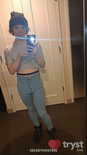 Ash :) - Petite cutie, Big surprise in Salt Lake City UT