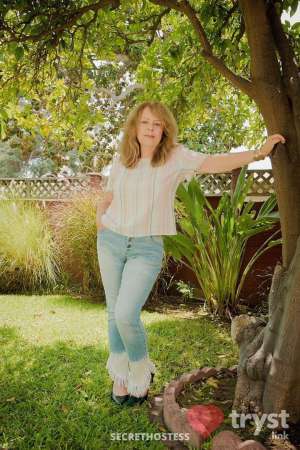 Erica - Mature, busty, petite blonde in Pasadena CA