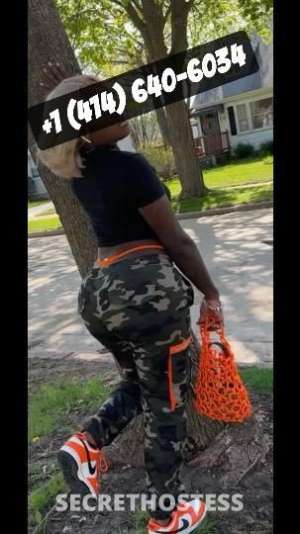Pressure 23Yrs Old Escort Racine WI Image - 1