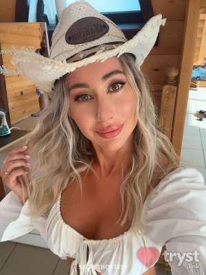 Rosie Ave - Czech/American Cover Girl in Dallas TX