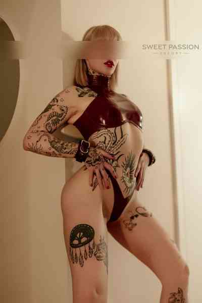 Ella in Agency BDSM profile in:  Berlin