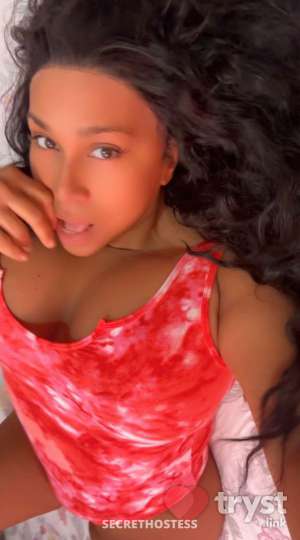 Maxine - Busty latina in nyc in Brooklyn NY