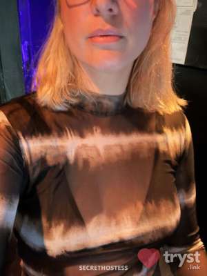 Britney - Mature classy lady in her 40s in Vancouver