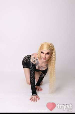 Miss petitee - Pretty &amp; Petite in Nashville TN