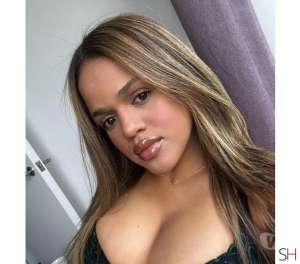NEW PARTY GIRL IN TOWN ..., Independent in Buckinghamshire
