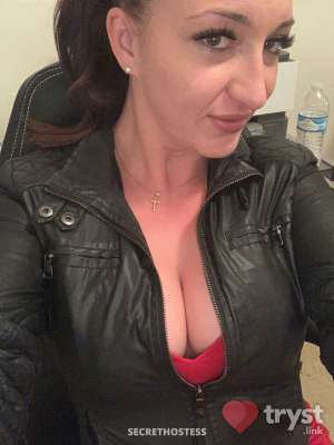 Lyndsey - Sexy bombshell lyndsey is here in San Diego CA