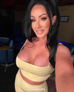 Im available for **** and massage services in Victoria TX
