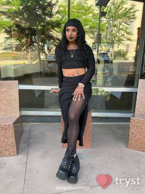 Veronica bales - black athletic goth girl in Missoula MT