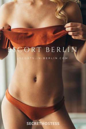 23 year old Dutch Escort in Berlin Jenny