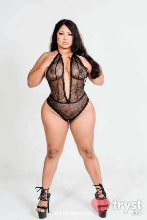 Ninna Kim - Thicc Azn Bratz Doll in Manhattan NY