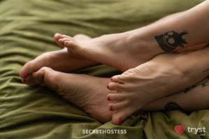 Charli and Margeaux - Your Tattooed Girls Next Door in Philadelphia PA