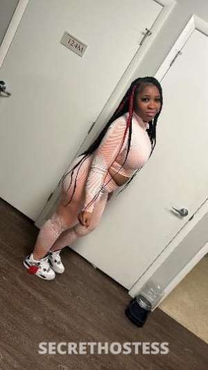 JUICY 20Yrs Old Escort Racine WI Image - 1