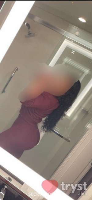 30 year old Latino Escort in Fort Lee NJ Lola Lopez
