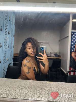 DimeDoll - Fine dime ready for outcalls in Fresno CA