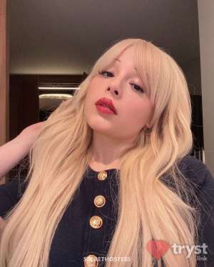 TS Sabrina - Blonde Bombshell Beauty in Seattle WA