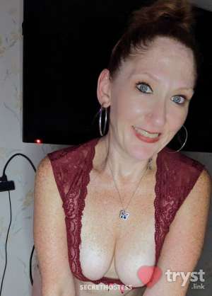 Scarlet - Beauty &amp; Brains in 1 redhead in Utica NY