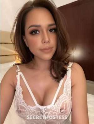 22 year old Escort in Gladstone Long Booking Just arrived today PSE REAL GFE, Gladstone