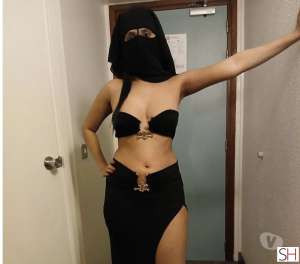 Asian princess..., Independent in Hertfordshire