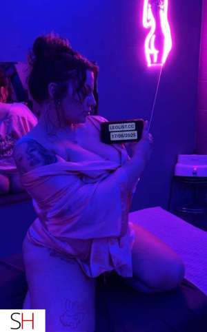 Sexy Sunflower Goddess in Lethbridge