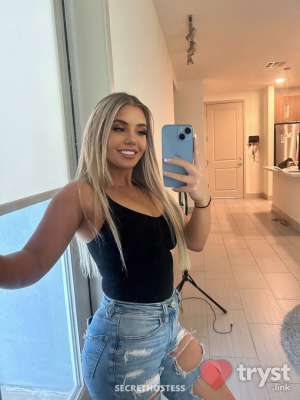 Lilly Ann - Your favorite petite bombshell in Phoenix AZ