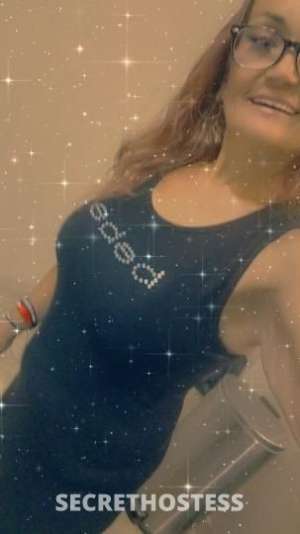 49 year old Escort in Phoenix AZ Got that outcallr or catolayss special going down a mobile 