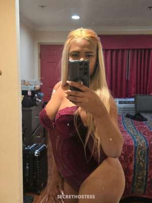 24 year old Escort in Los Angeles CA Sexy girl available baby .culona papi ...call me honey. text