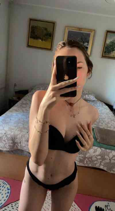 24Yrs Old Escort Size 20 Barrington RI Image - 0