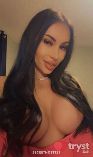 EvaJ - hot tattooed brunette in Long Island NY