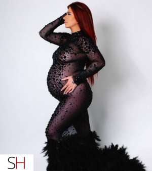 25 year old Caucasian Escort in Kelowna Kinky Preggo Beauty Fantasies do come true OUTCALL
