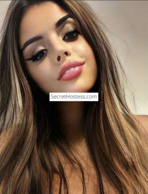 25 year old European Escort in Baker Street W1 London 5-Star Massage - Sexy, hot, fit, friendly, smiled with sense