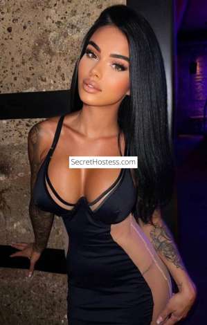 25 year old Italian Escort in Sloane Square SW1 London Maya - Sweet . and Real . PARTY MAYA