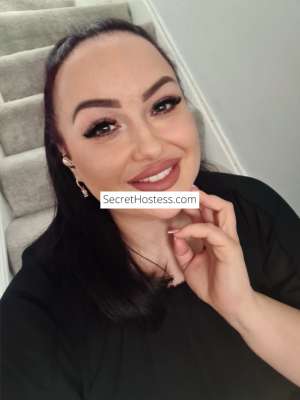 Curvy Alison Xxx Fluently English in London
