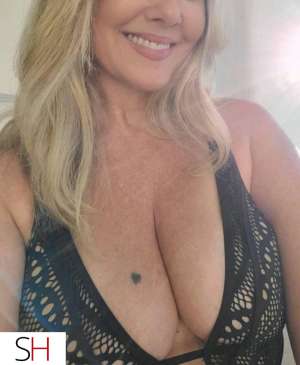 Joli femme mûre cochonne dispo pour satisfaire ton corps in Châteauguay