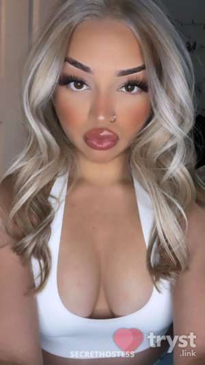 Izzy 20Yrs Old Escort San Fernando CA Image - 1