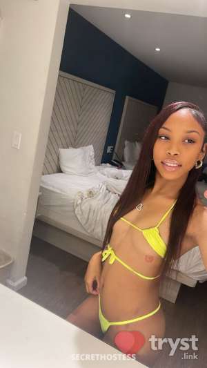 20 year old French Escort in Calabasas CA Paris - Your Exclusive Escape