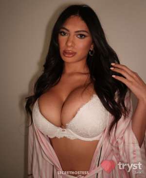 Reyna Belle in Los Angeles CA