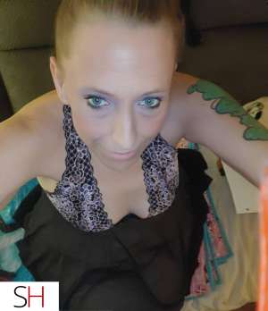 32 year old Caucasian Escort in Hamilton w3t&amp;horny *OPENmind/NOlimits* Best bbbj in Town! 