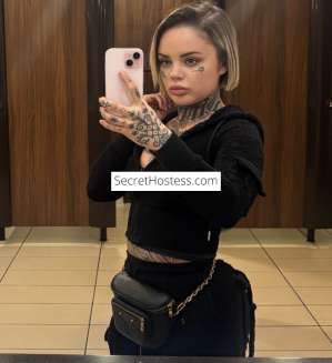 25 year old English Escort in Newham London Ellebaby - Tiny tatted pocket rocket big bum small waist