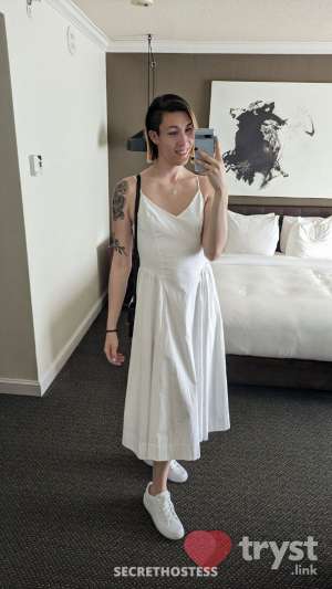 Ivy Song - Philly cutie with a booty in Philadelphia PA