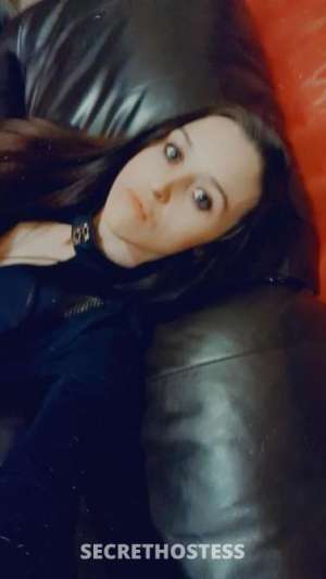 Horney 30 year old wanting cock and cash, Revesby in Sydney