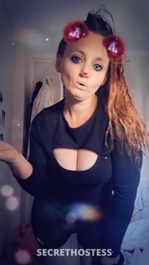 MILF WITH ONE TIGHT PUSSY, West perth in Perth