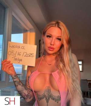 25 year old Caucasian Escort in Hamilton your french doll