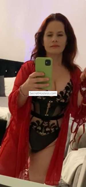 31 year old Brazilian Escort in Finsbury Park - N4 London ..Honey Milf