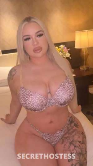 24 year old Escort in Kansas City MO Take a trip to Heaven with me