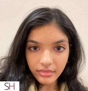 21 year old Asian Escort in Hamilton new indian punjabi girl in your town