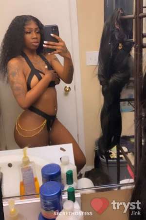 20Yrs Old Black, white, and asian Escort Black Grey Eyes C  in Cedar Rapids IA