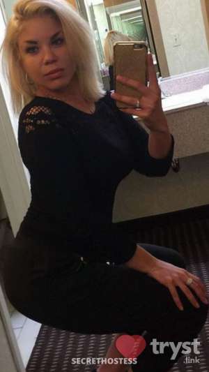taylor - Exquisite Green Eyed Beauty in Sacramento CA
