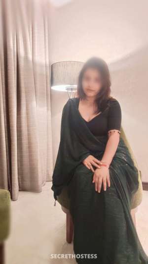 25 year old Asian Escort in Kolkata Soniya Cam &amp; Real Meet, escort