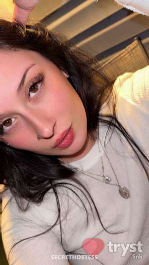 20Yrs Old White Escort Brunette Brown Eyes DD Cup 166CM Tall in Reading PA