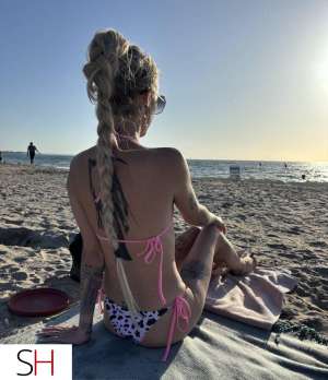 Inked Spinner Babe in Niagara Region